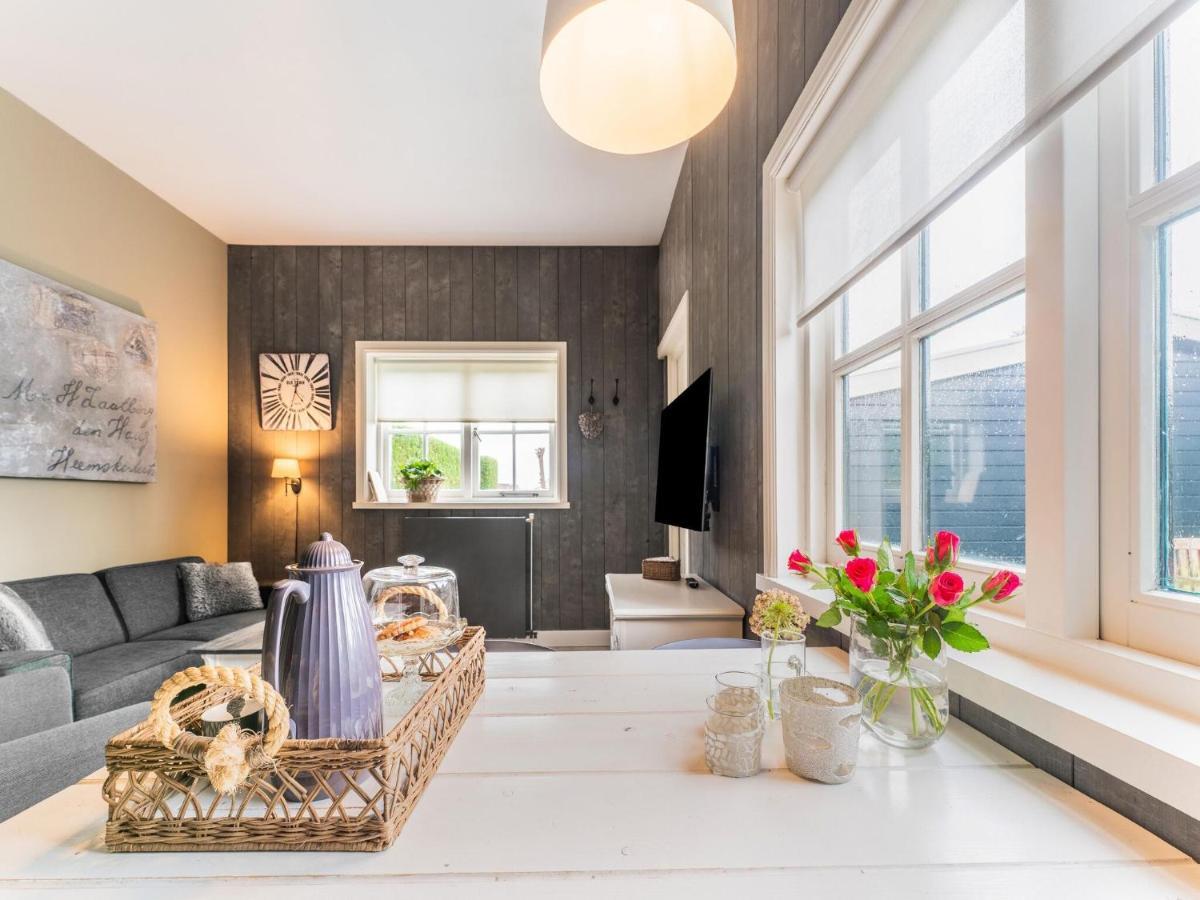 Quaint Summer Holiday Home In Egmond Binnen 외부 사진