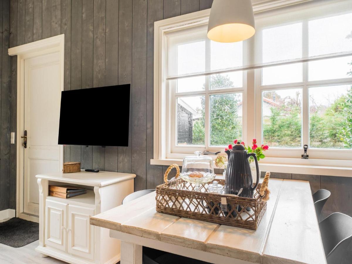 Quaint Summer Holiday Home In Egmond Binnen 외부 사진
